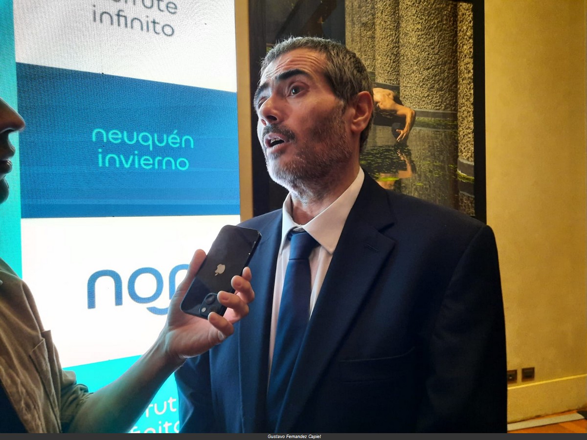 Gustavo Fernandez Capiet, Ministro de Turismo de Neuquén