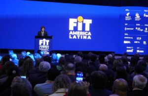 MIlei en Apertura FIT 2025