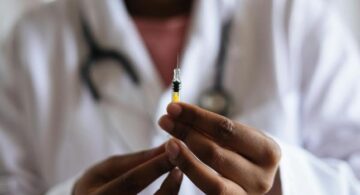 Vacunas OBLIGATORIAS: