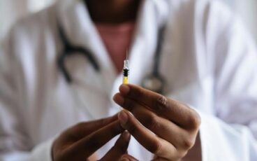 Vacunas OBLIGATORIAS: