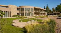 Howard Johnson Alcántara – Chacras de Coria
